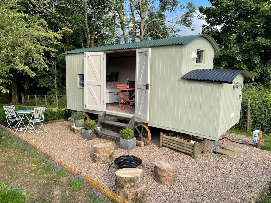 Luxury tent The Rookery *